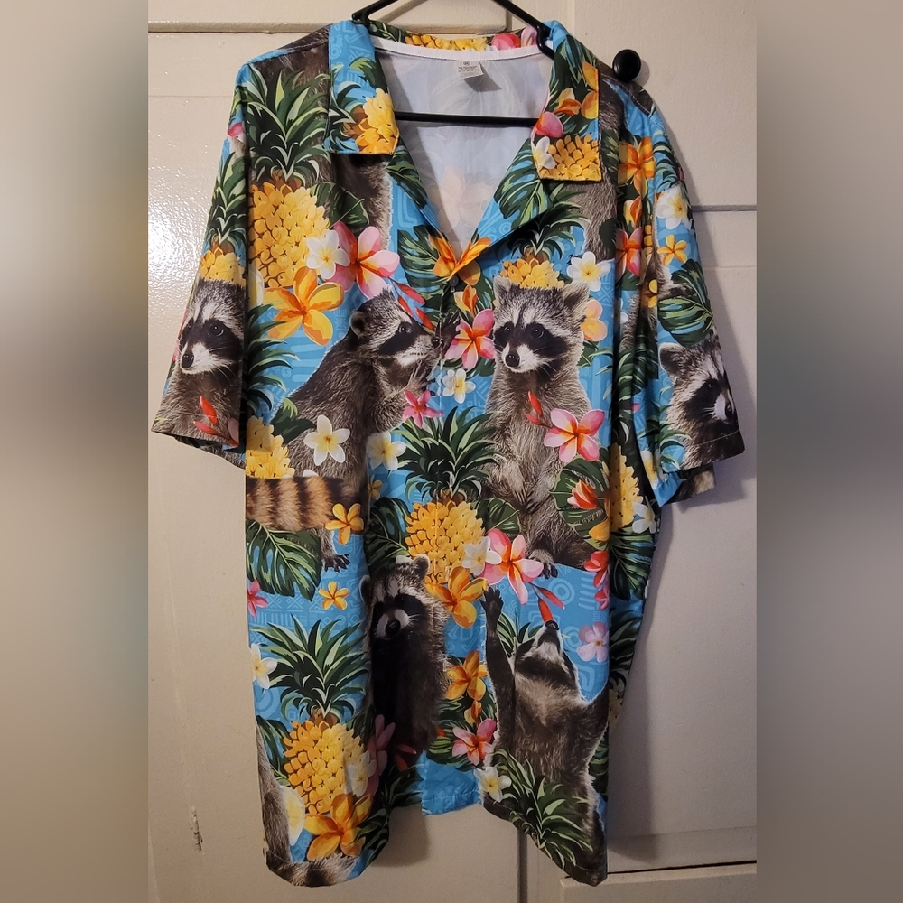 Hawaiian Racoon button up